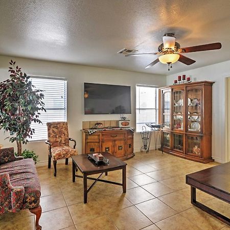 Spacious Las Vegas Home - Near Golfing And Hiking! 외부 사진